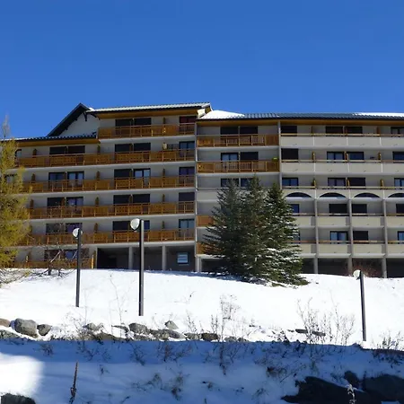 Confortable Pour 4 Personnes A D'huez Avec Balcon, Proche Commerces Et Pistes - Fr-1-405-32 Apartment *