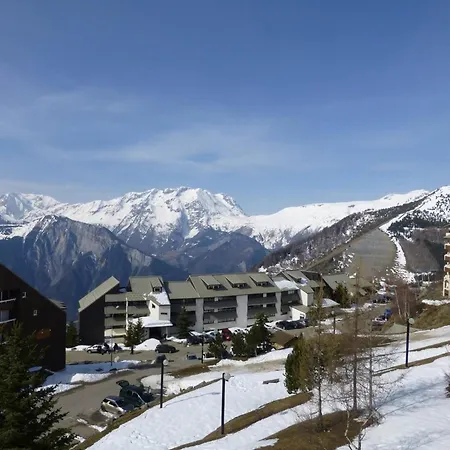 Confortable Pour 4 Personnes A D'huez Avec Balcon, Proche Commerces Et Pistes - Fr-1-405-32 *